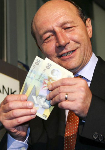Traian Basescu (c) inpolitics.ro
